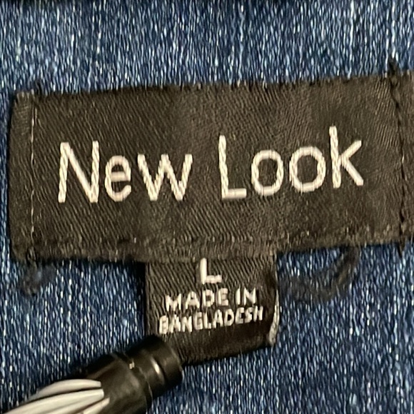 New Look, distressed jean vest. Size L - Picture 7 of 9